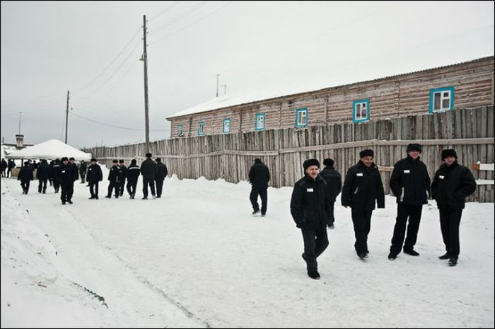 В российском исправительно-трудовом лагере