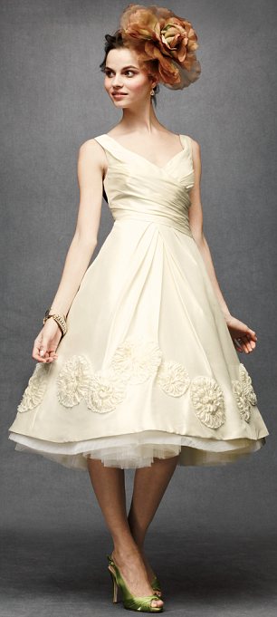 Свадебные платья в ретро-стиле от «Urban Outfitters» 