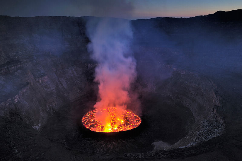 Извержение вулкана Ньирагонго в Африке