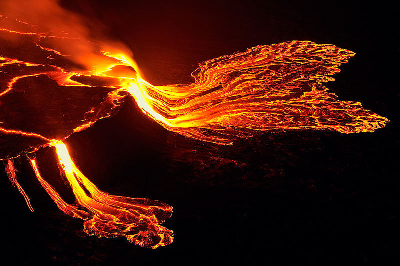 Извержение вулкана Ньирагонго в Африке