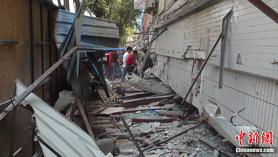 25 человек погибли, 250 ранены в результате землетрясения на Юго- Западе Китая