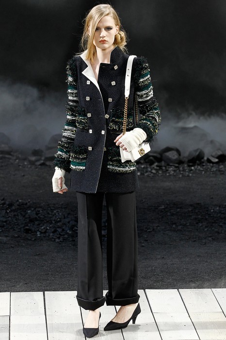 Новые коллекции сезона осень-зима 2011 года от «Chanel»