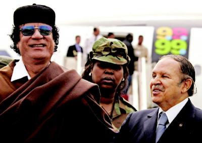 Таинственные женщины-телохранители М. Каддафи 