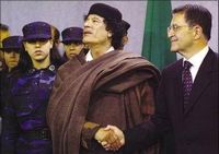 Таинственные женщины-телохранители М. Каддафи