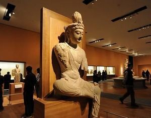 С сегодняшнего дня открыт для бесплатного посещения Национальный музей Китая 