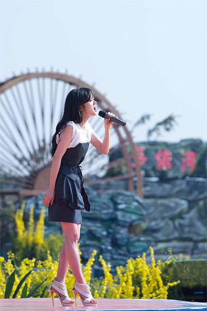 Корейская красавица Чан Нара в отпуске