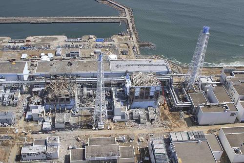 Корпуса и защитные оболочки первых трех реакторов АЭС 'Фукусима-1', вероятней всего, были повреждены