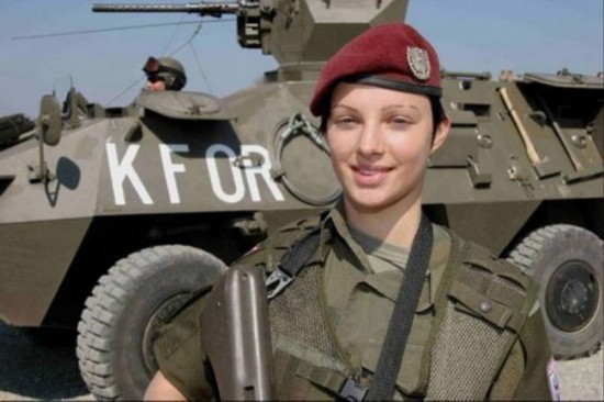 Женщины-солдаты разных стран мира 3