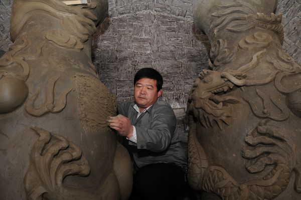 Технология изготовления фарфоровых скульптур в г. Цзыбо стала объектом нематериального культурного наследия 