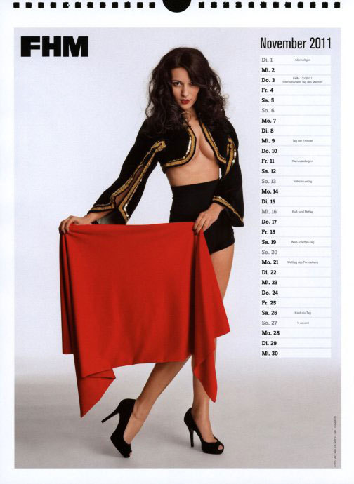 Календарь с фотографиями сексуальных девушек от журнала «FHM» 11