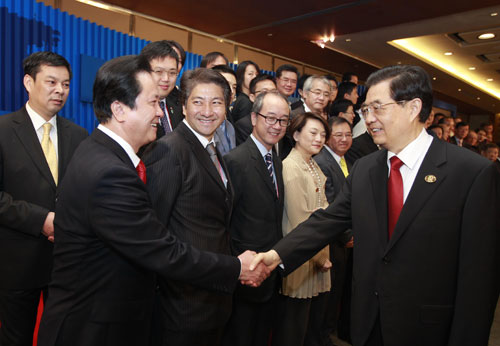 Председатель КНР Ху Цзиньтао имел встречи с китайскими и иностранными участниками Боаоского азиатского форума-20116