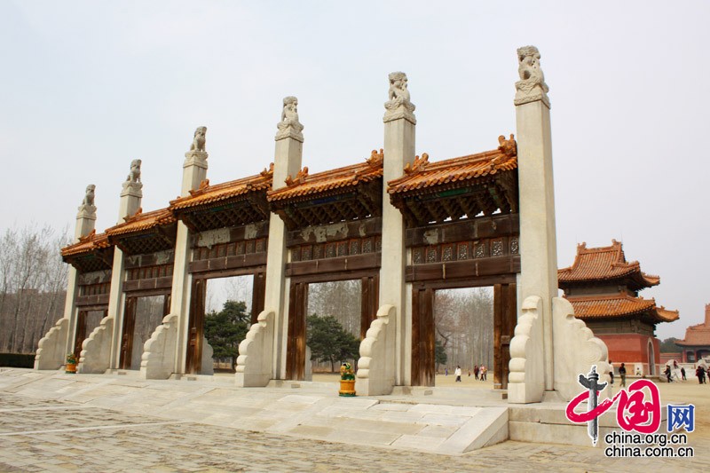 Последнее императорское кладбище в Китае – династии Цин2