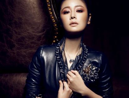 Стильная тайваньская актриса Линь Синьжу