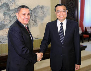 Ли Кэцян встретился с первым вице-премьером Узбекистана