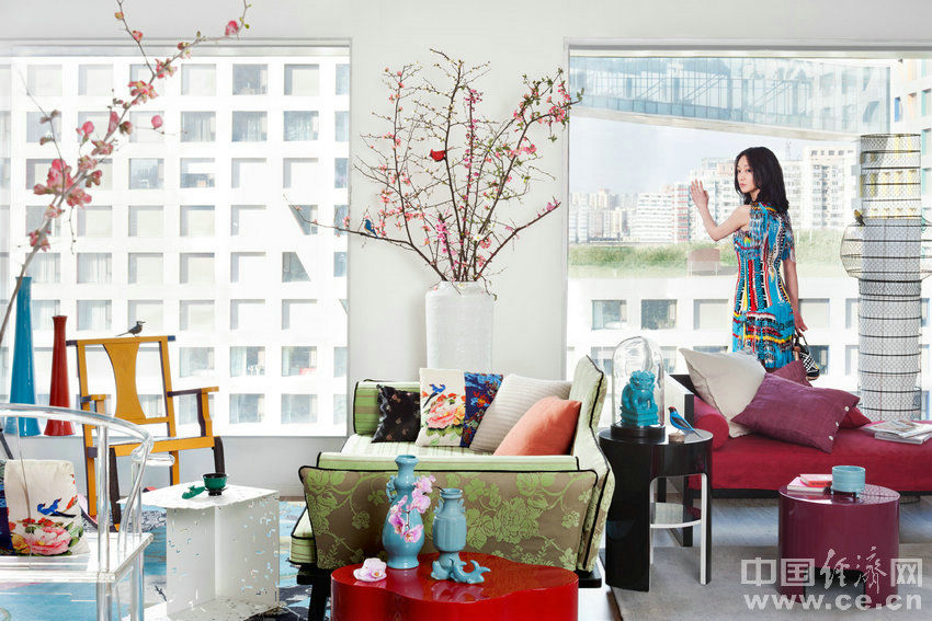 Красотка Чжоу Сюнь в модном журнале «AD»