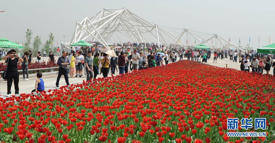 Всемирная выставка садово-паркового искусства Сиань-2011 распахнула свои двери для посетителей 