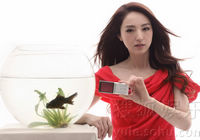 Красотка Дун Сюань в новой рекламе