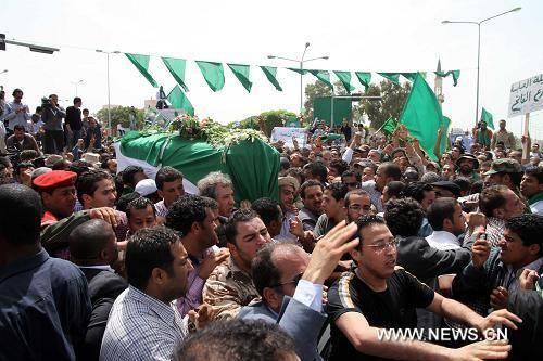 В Триполи состоялись похороны сына Каддафи Сейф аль-Араба 