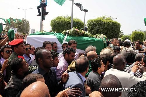 В Триполи состоялись похороны сына Каддафи Сейф аль-Араба 