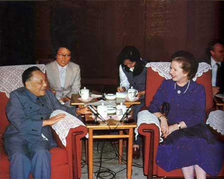 Фотографии Дэн Сяопина с иностранными руководителями 