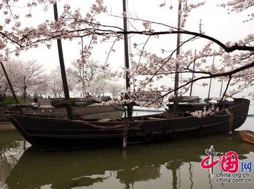 Весенние пейзажи живописного района Юаньтоучжу в г. Уси