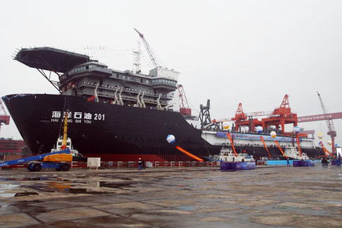 Китай строит 'объединенный флот' для освоения нефти и газа на больших глубинах морского шельфа