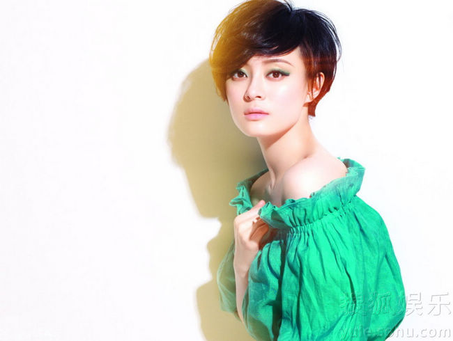 Звезда Сунь Ли на обложке модного журнала