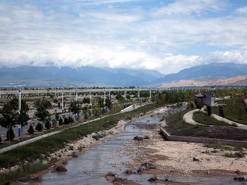 К открытию Международного центра пограничного сотрудничества Китая и Казахстана «Хоргос» первого июля