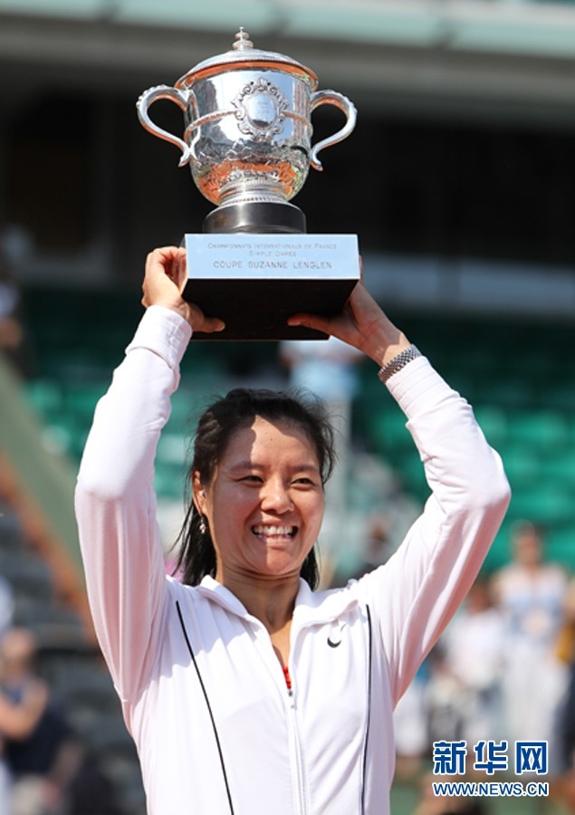 Ли На завоевала 'золото' на открытом чемпионате Франции по теннису1