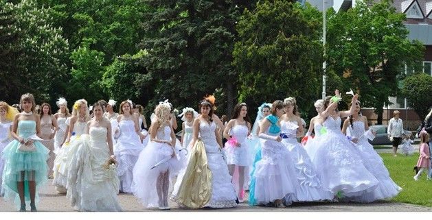 Парад «невест» в России 