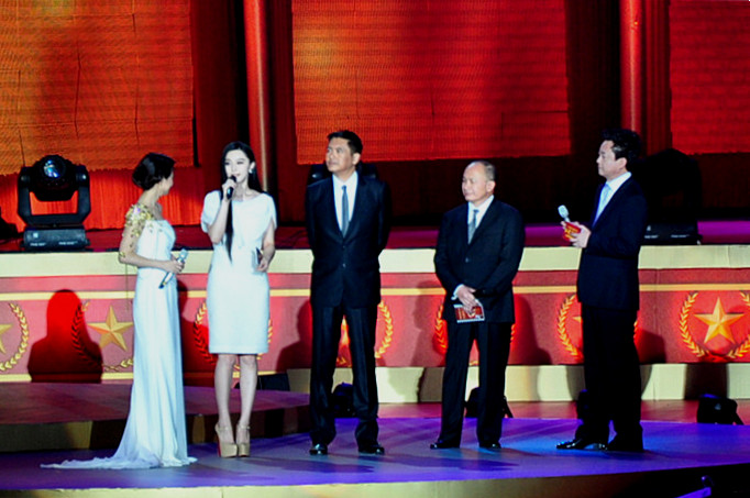 В Пекине прошла торжественная церемония по случаю премьеры фильма «Великое дело по созданию КПК»4