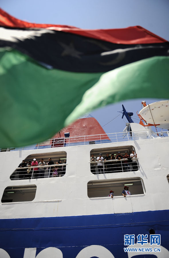 Первый после начала ливийского конфликта пассажирский пароход прибыл в порт Бенгази из Триполи
