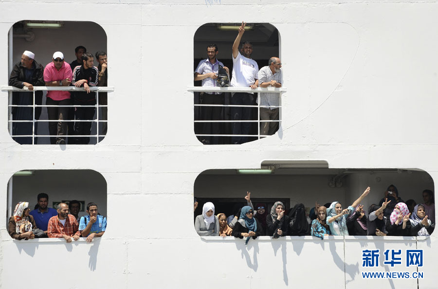 Первый после начала ливийского конфликта пассажирский пароход прибыл в порт Бенгази из Триполи