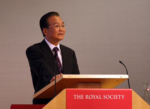 Вэнь Цзябао выступил с речью в Английском королевском обществе