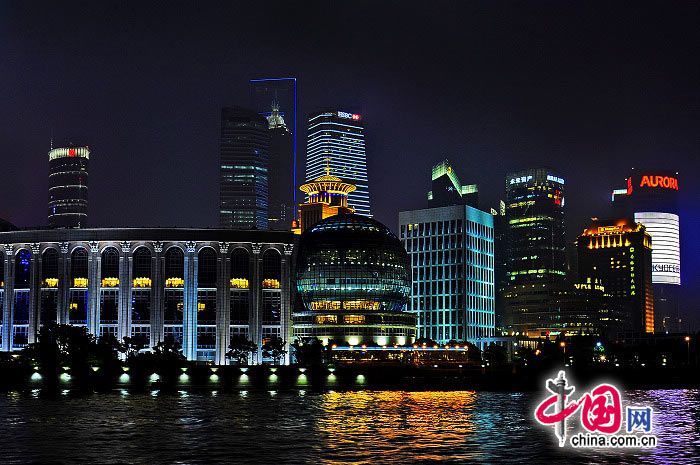 (90-летие КПК) Шанхай ночью накануне праздника