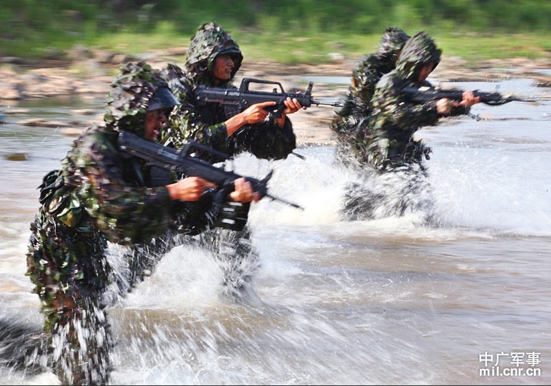 Тренировки элитных бойцов в военном округе Шэньяна4