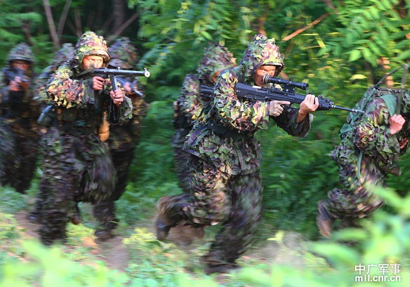 Тренировки элитных бойцов в военном округе Шэньяна8