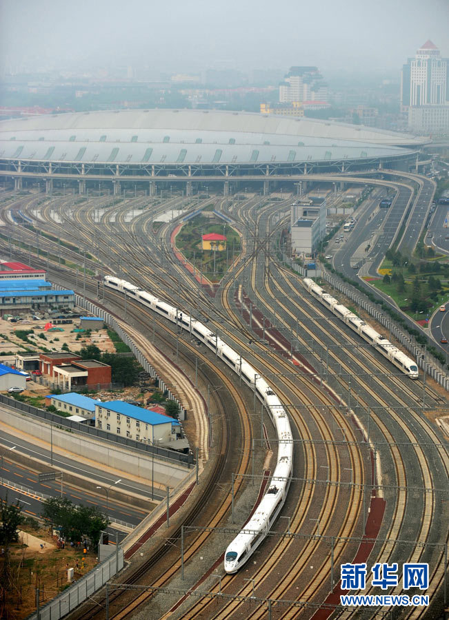 Официально открыто железнодорожное сообщение по высокоскоростной железнодорожной магистрали Пекин-Шанхай1