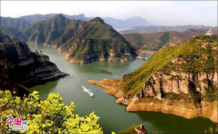 ?Три ущелья? на реке Хуанхэ – великолепие Китая