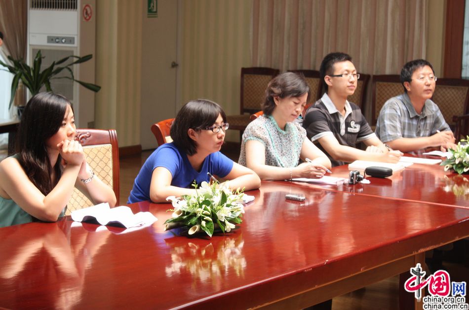 6 июля в посольстве Узбекистана в КНР состоялась пресс-конференция министра культуры и спорта Узбекистана Турсунали Кузиева перед китайскими и другими журналистами.