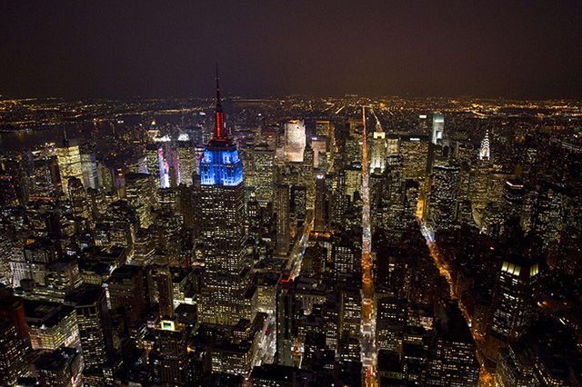 Нью-Йорк ночью в объективе английского фотографа 