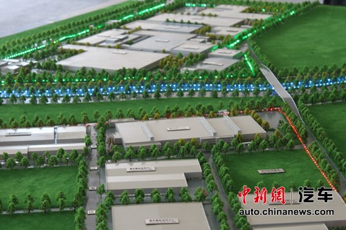 В Пекине заложен фундамент завода по производству двигателей автомобилей марки 'Мерседес-Бенц'1