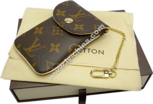 Чехлы для iPhone 4 от «Louis Vuitton» 2