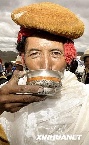 Тибетское ячменное пиво впервые вышло на рынок города Тяньцзинь 