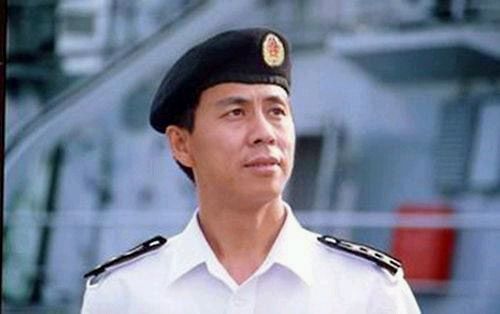 Капитаном первого авианосца КНР станет Ли Сяоянь? 