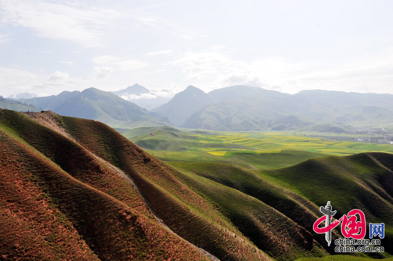 Красивый рельеф Данься в провинции Цинхай 