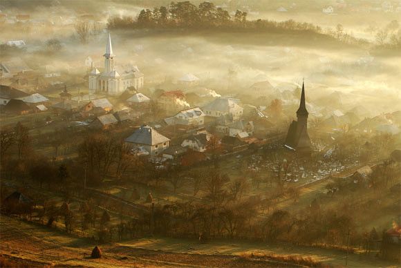 Прекрасные пейзажи в тумане 