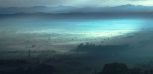 Прекрасные пейзажи в тумане 