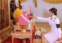 Король Таиланда официально утвердил Йинглак Чинават в должности премьер-министра