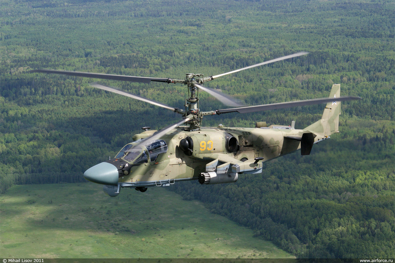 24 мая ВВС России приняли первые 4 серийных многоцелевых боевых вертолета Ка-52 «Аллигатор».